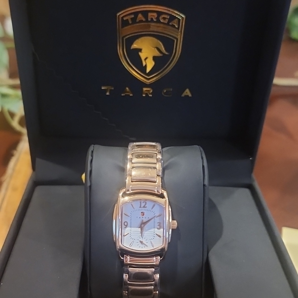 LADIES LUXURY ROSE GOLD TARGA WATCH